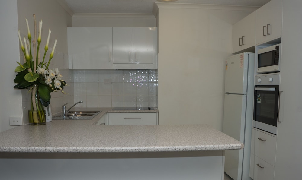 Enderley Gardens Resort 11/55