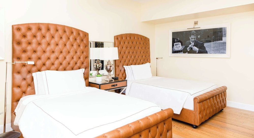 Premium, 2 Double Beds, City View, Balcony