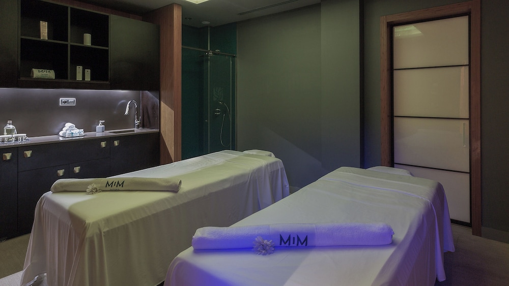 MiM Sitges member of Melia Collection 44/68