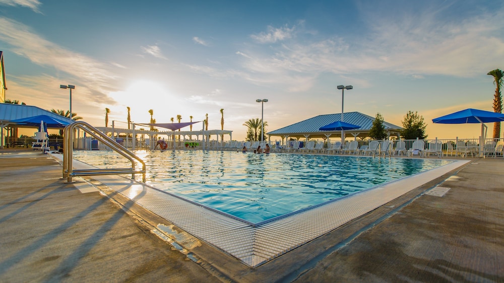 Holiday Inn Club Vacations Orlando Breeze Resort 1/55
