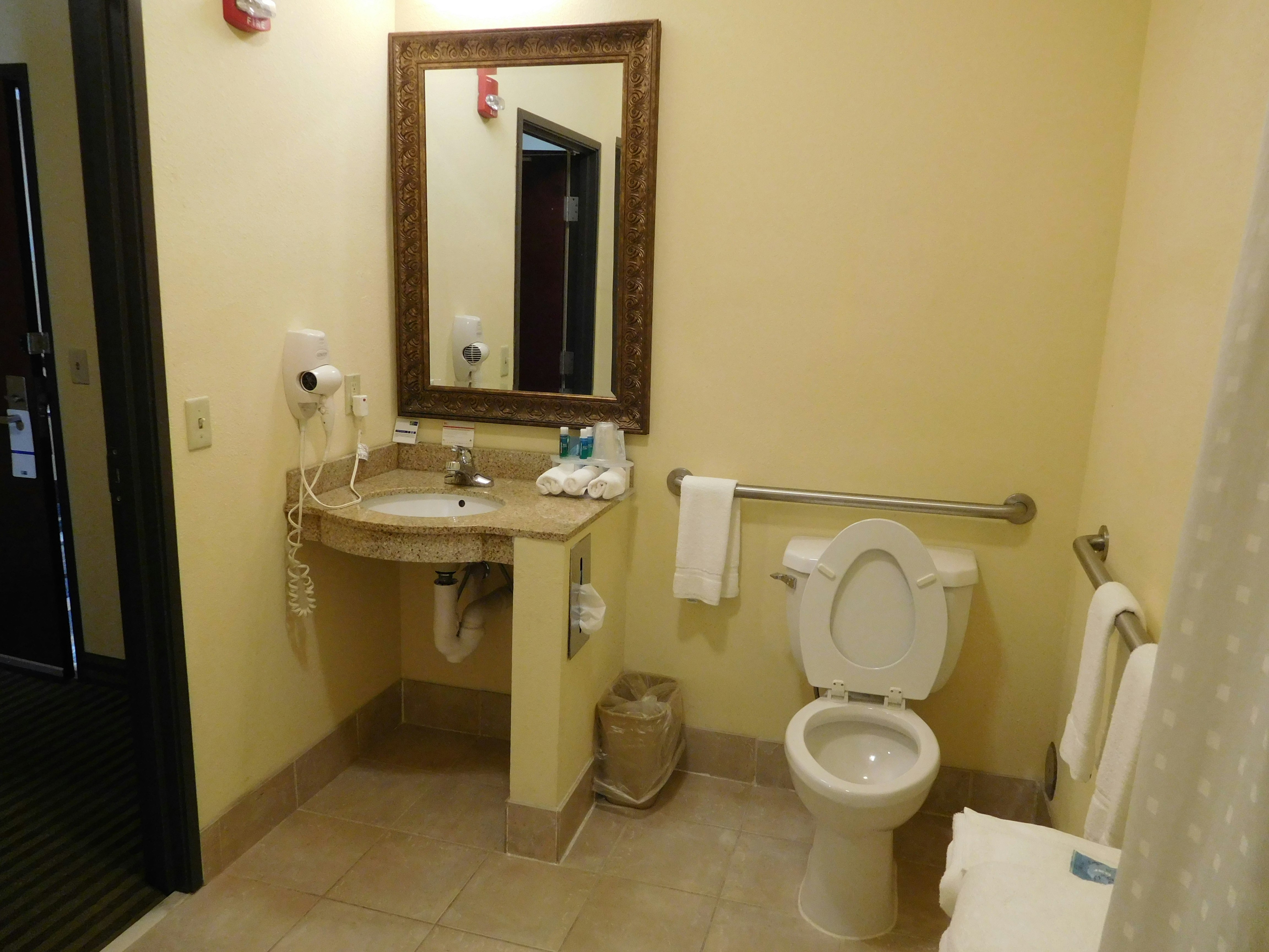 Holiday Inn Express Hotel And Suites Ponca City 42/50