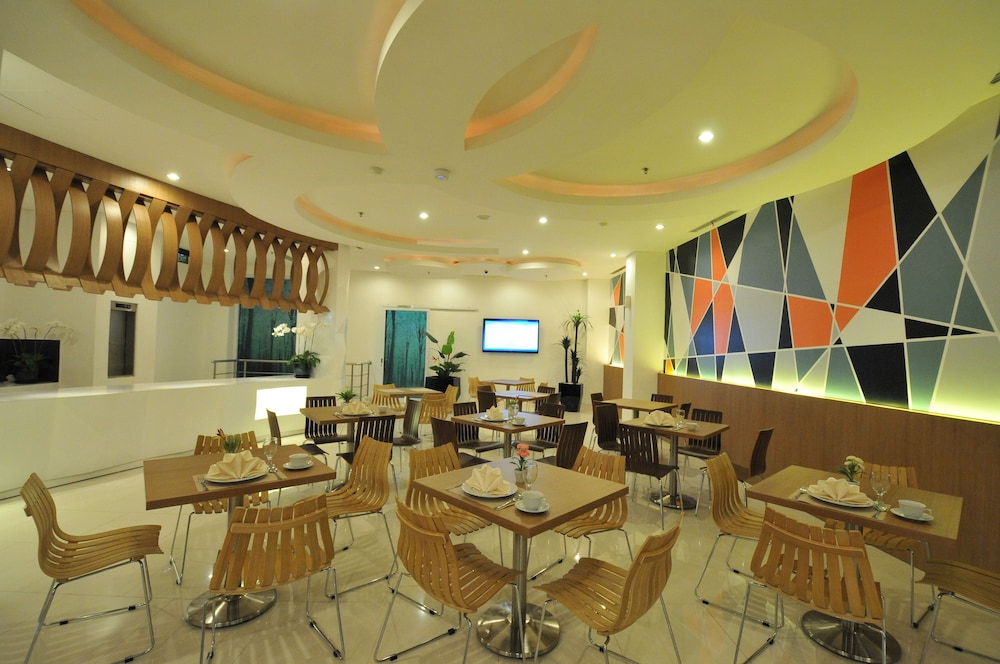 Clay Hotel Jakarta 22/29