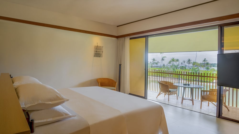 Room, King Bed, Lagoon View, Balcony