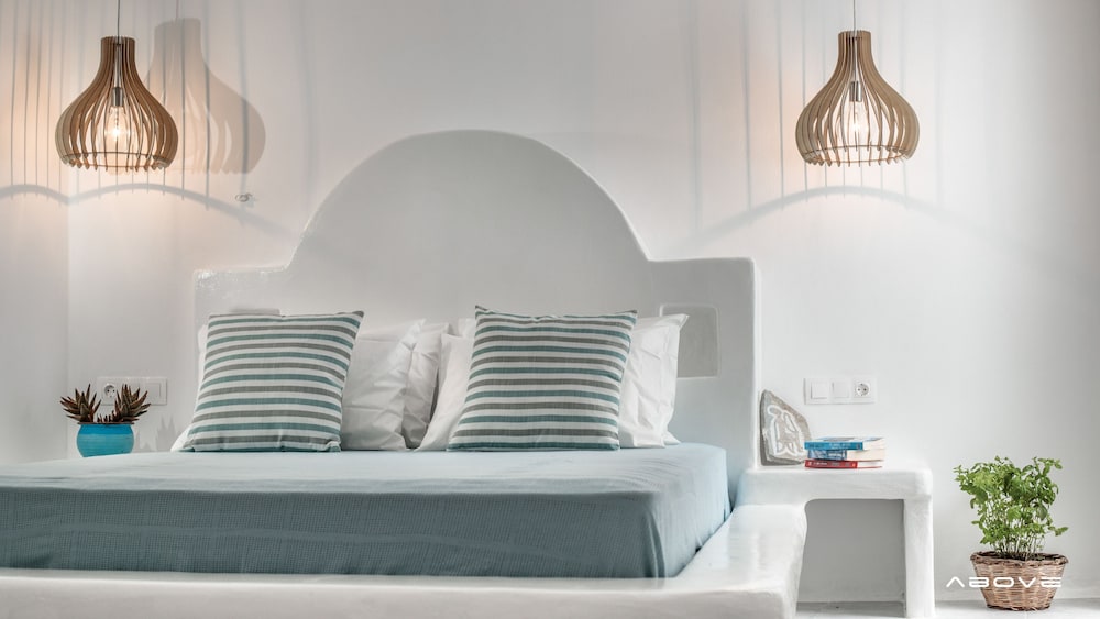 Manios Suites 4/48