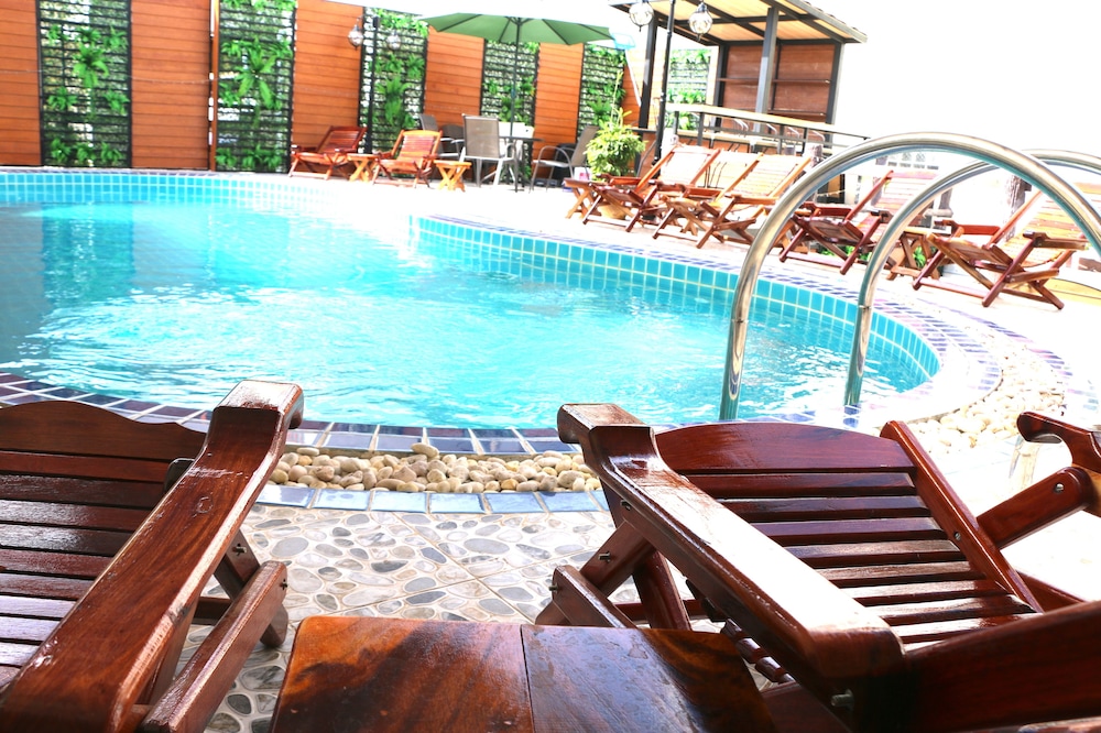Mali Namphu Hotel 40/41