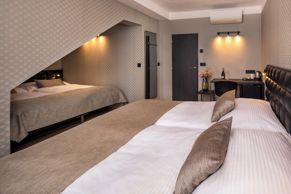 Aida Hotel 37/72
