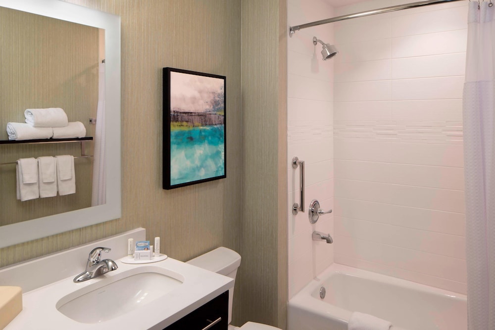 Towneplace Suites By Marriott Foley At Owa 12/24