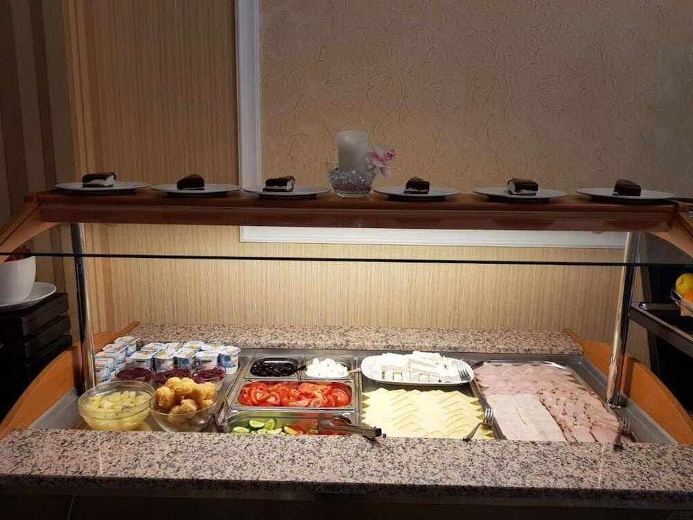 Arnia Hotel 5/64