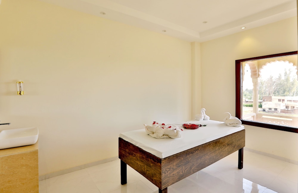 Regenta Resort Bharatpur 18/42
