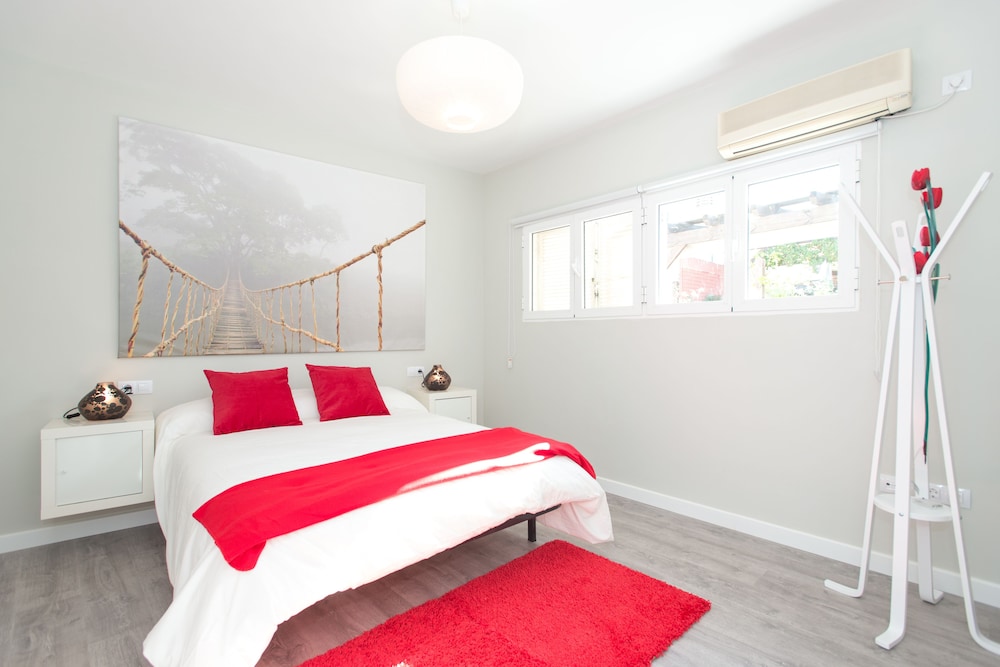 The Zentral Suites & Apartments 24/75