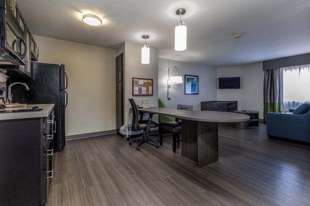 Candlewood Suites Knoxville Airport-Alcoa 51/73