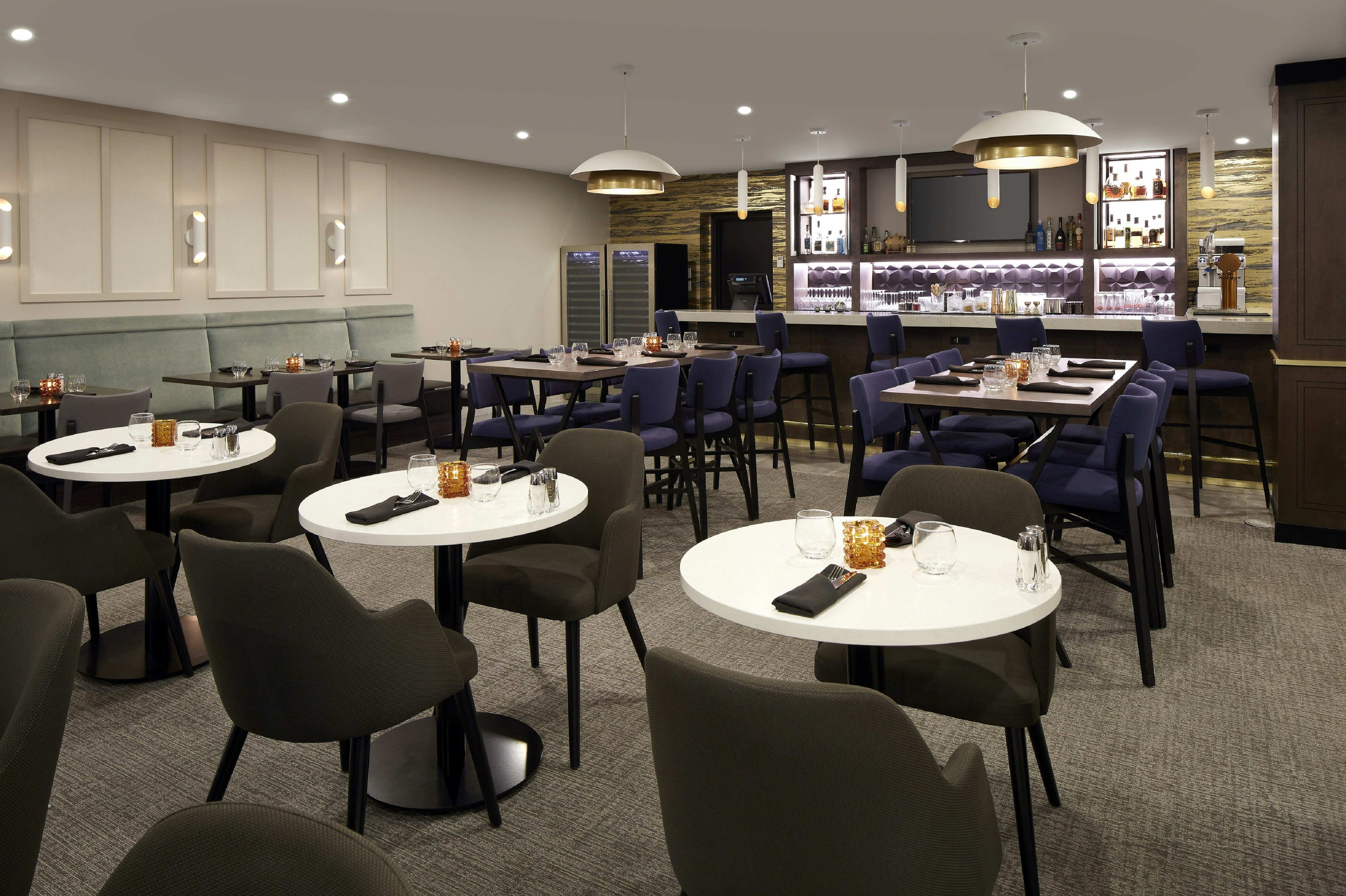 Doubletree by Hilton Montreal Airport 30/44