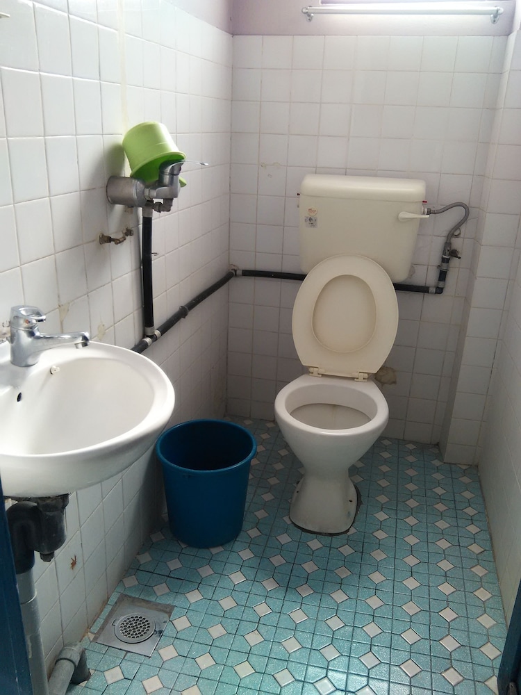 Kapit Hotel Kuching 24/28