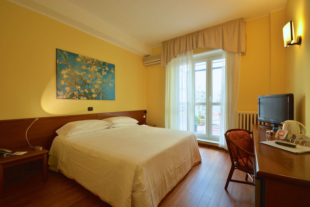 Best Western Hotel Crimea 8/49