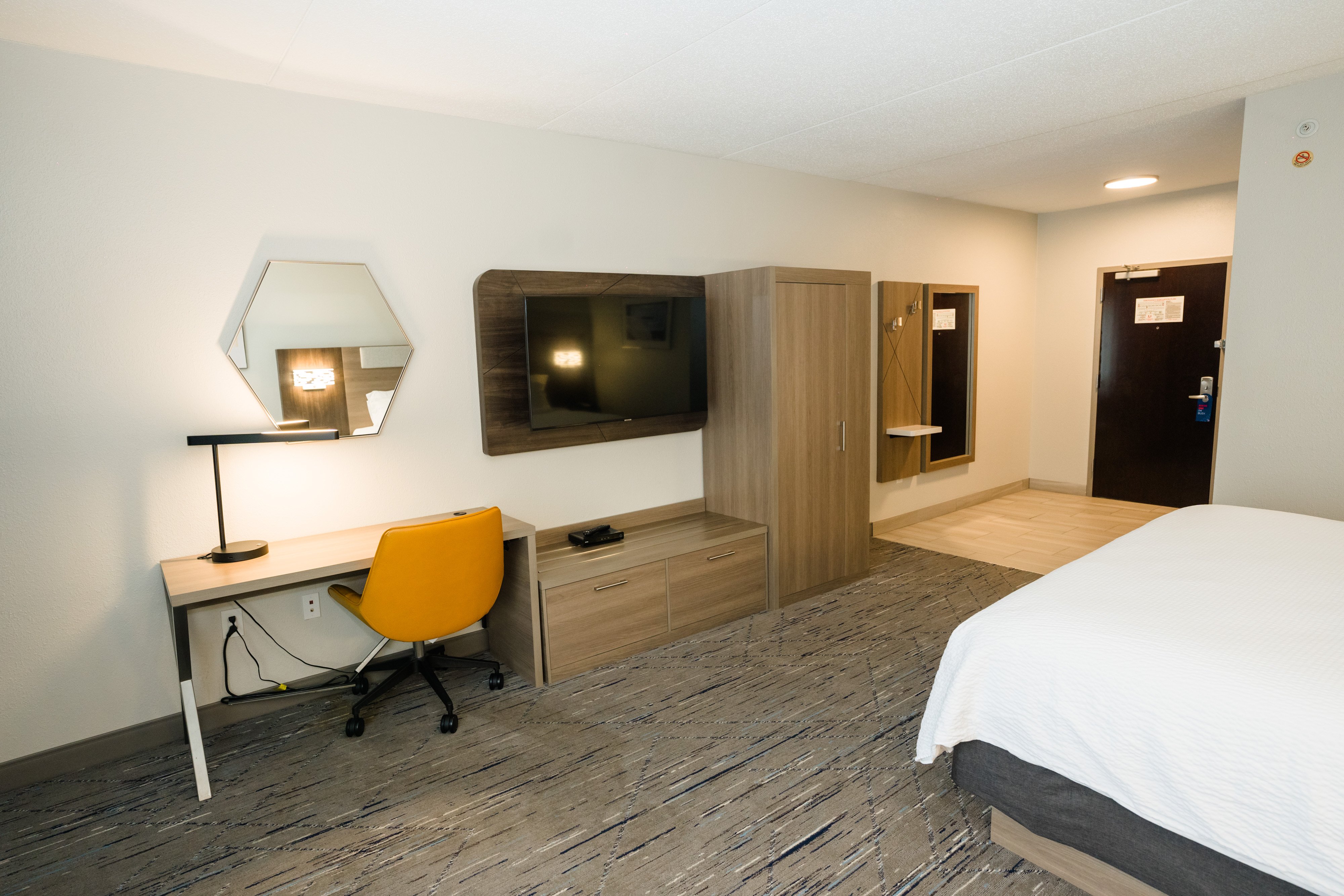 Holiday Inn Express Hotel Suites Kodak East Sevierville 36/64
