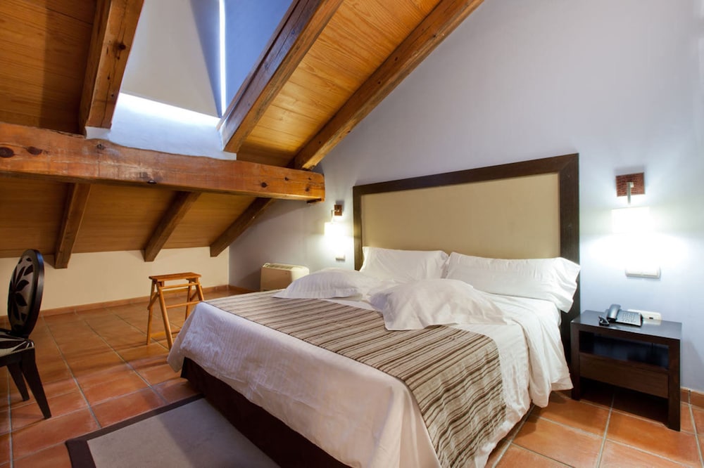 Hotel Convento del Giraldo 16/70