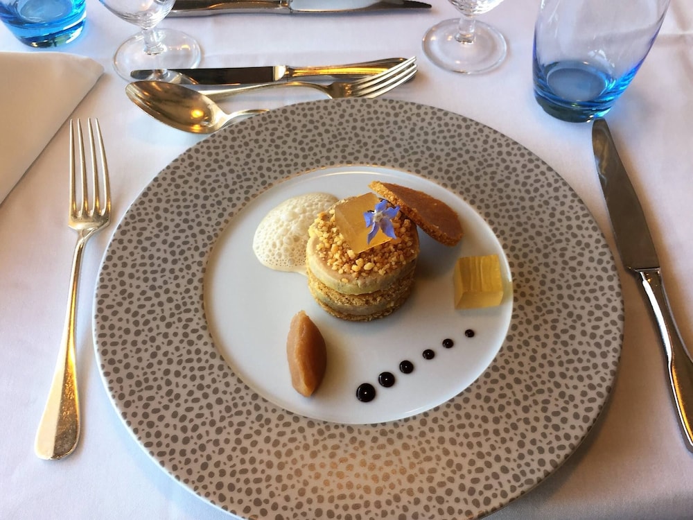 Grand Hotel Moriaz 24/33