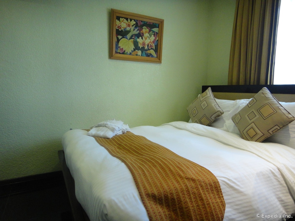 Hotel Centro Puerto Princesa Near Airport by ZUZU 34/107