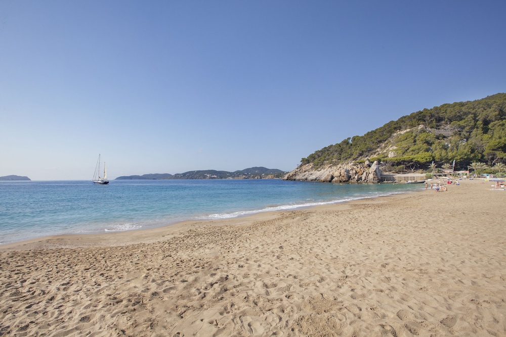 El Somni Ibiza Dream Hotel by Grupotel 56/60