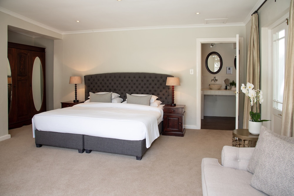 River Manor Boutique Hotel 15/58