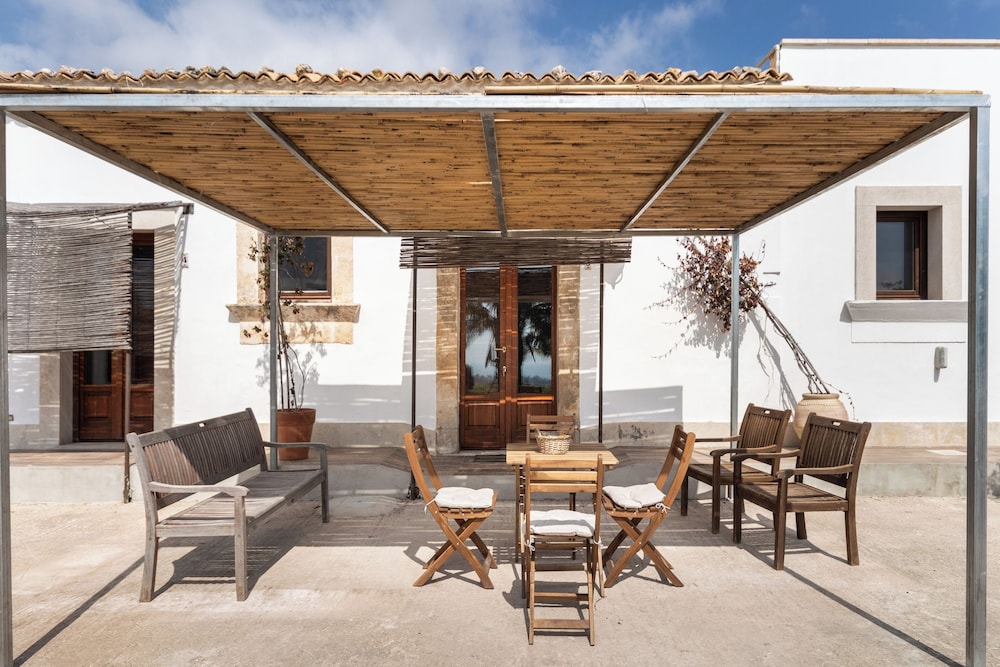 Agriturismo Alle Riserve Cavagrande 34/50