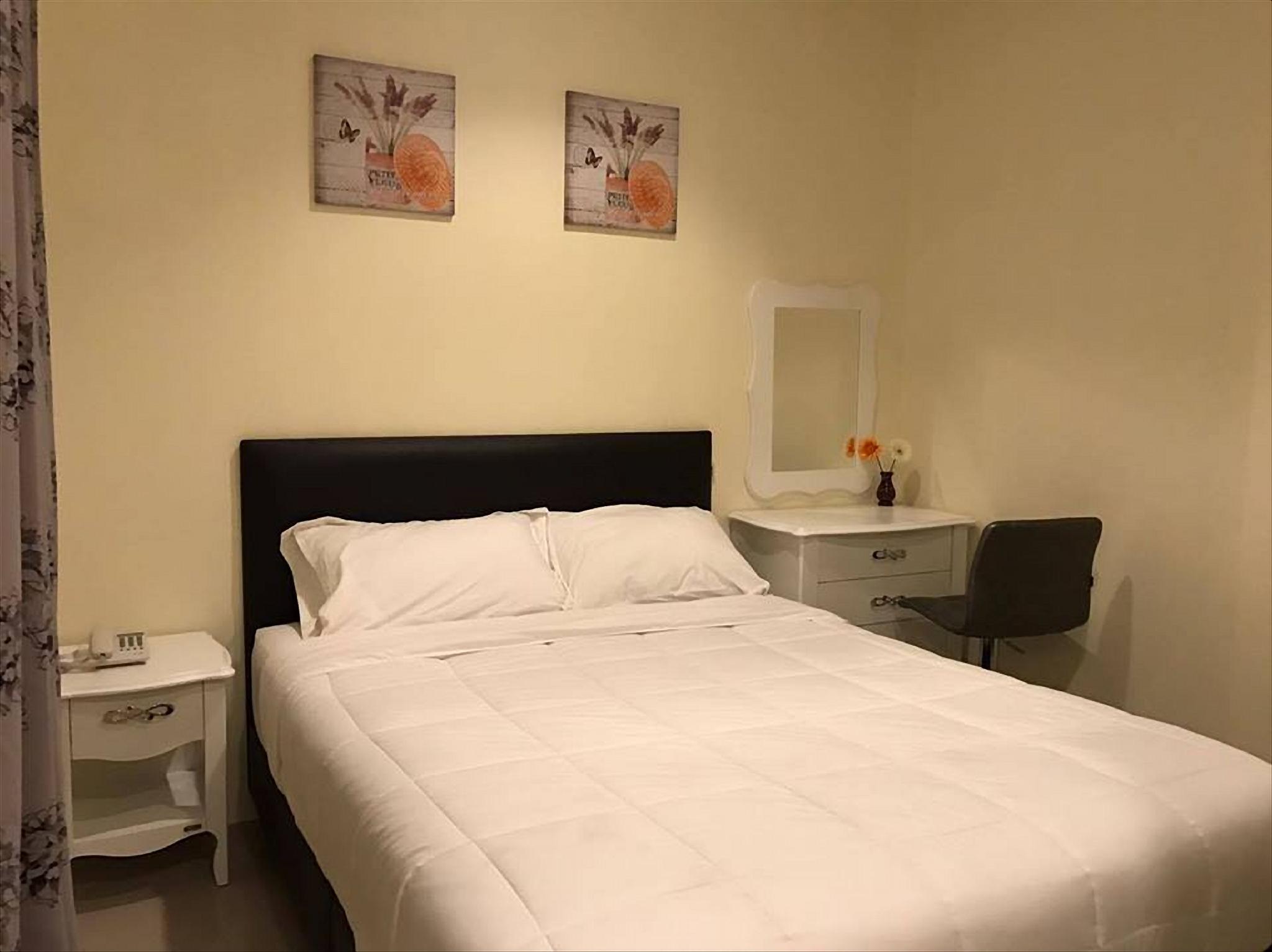 Standard, Double Bed