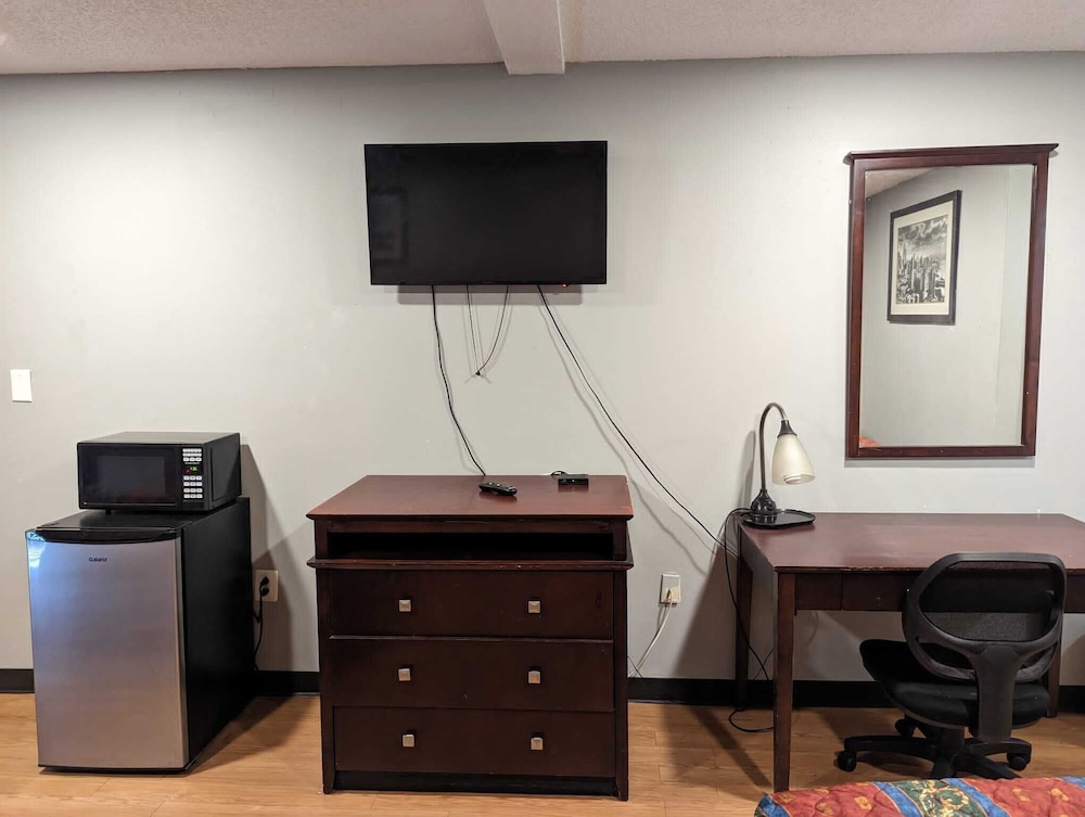 Executive Inn Coopersburg 23/33