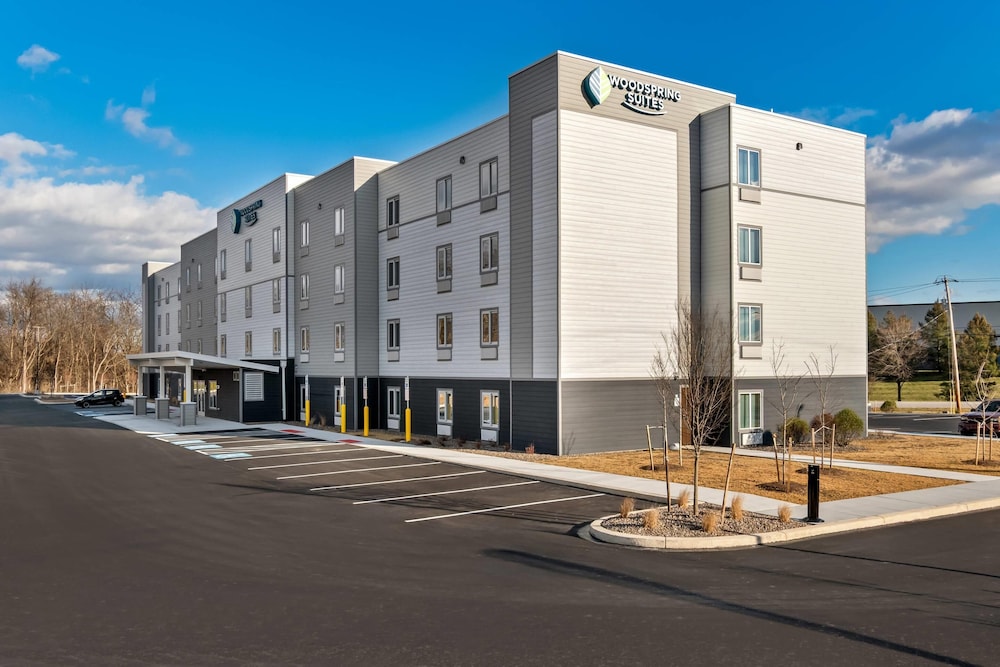 WoodSpring Suites Harrisburg Carlisle 46/51