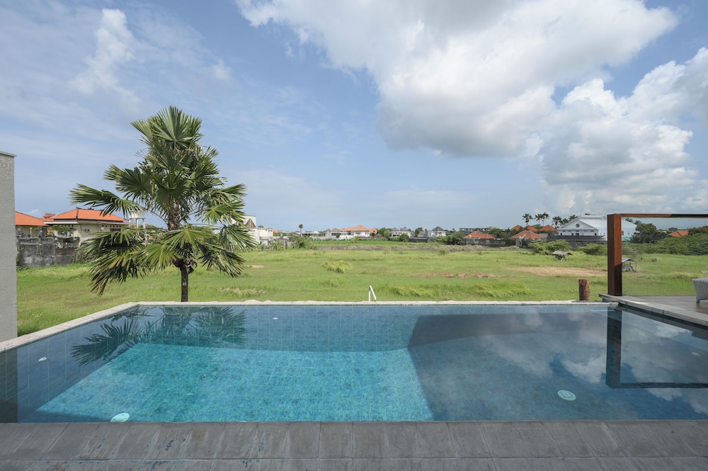 D Wina Villa Seminyak 45/50