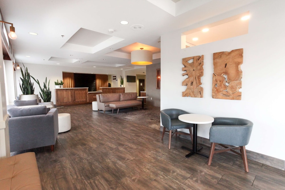 Best Western Plus Cotton Tree Inn 27/44