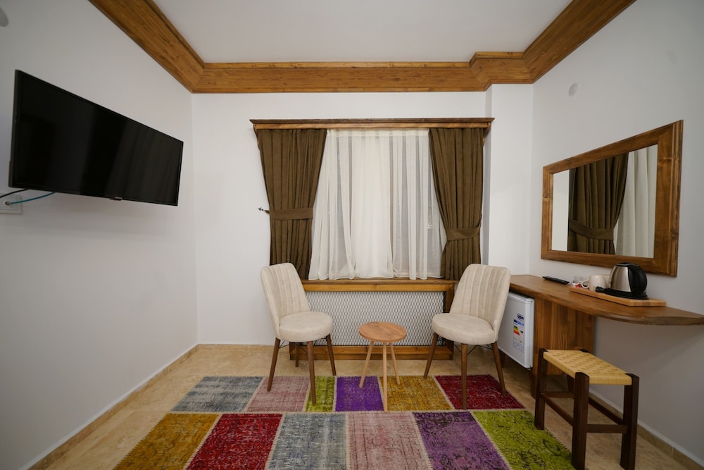 Pashahan Hotel 17/43