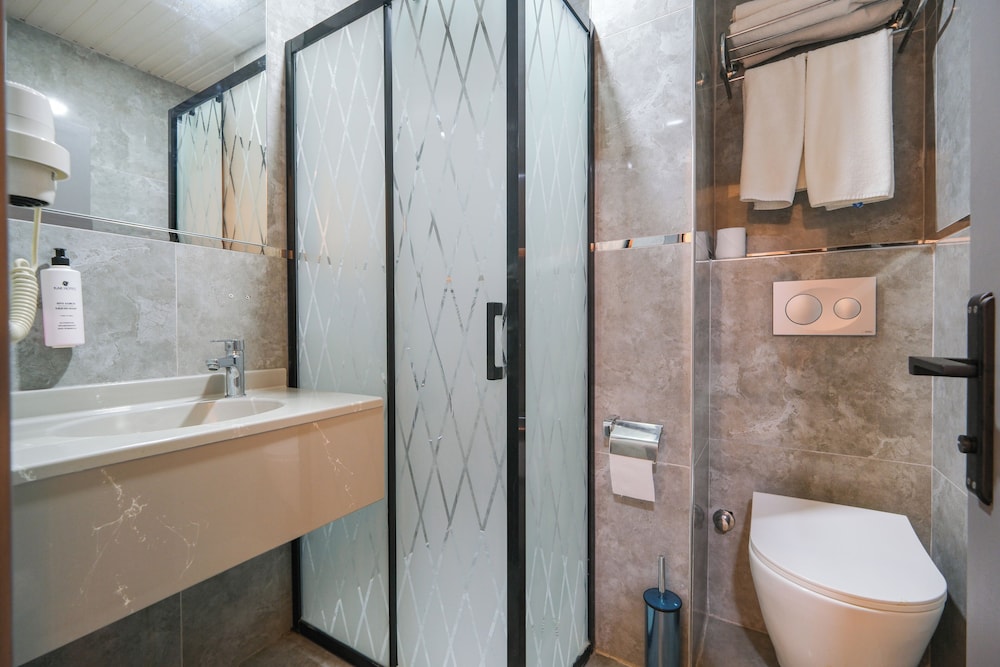 Kar Hotel 45/50
