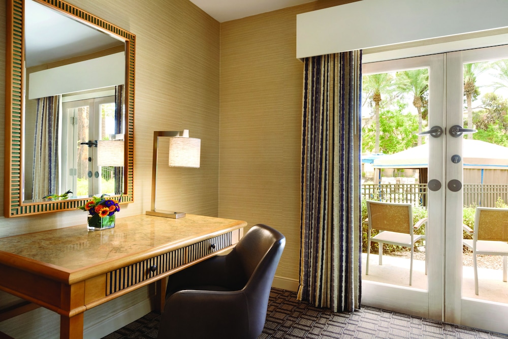 Hilton Scottsdale Resort & Villas 31/77
