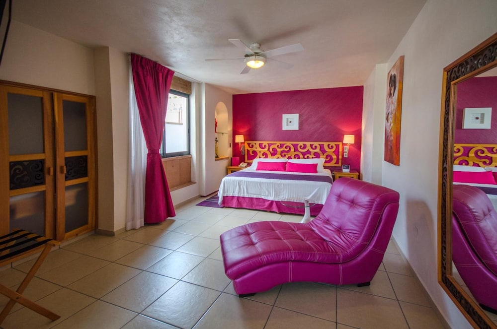 Hotel Boutique Pueblo Lindo 3/47