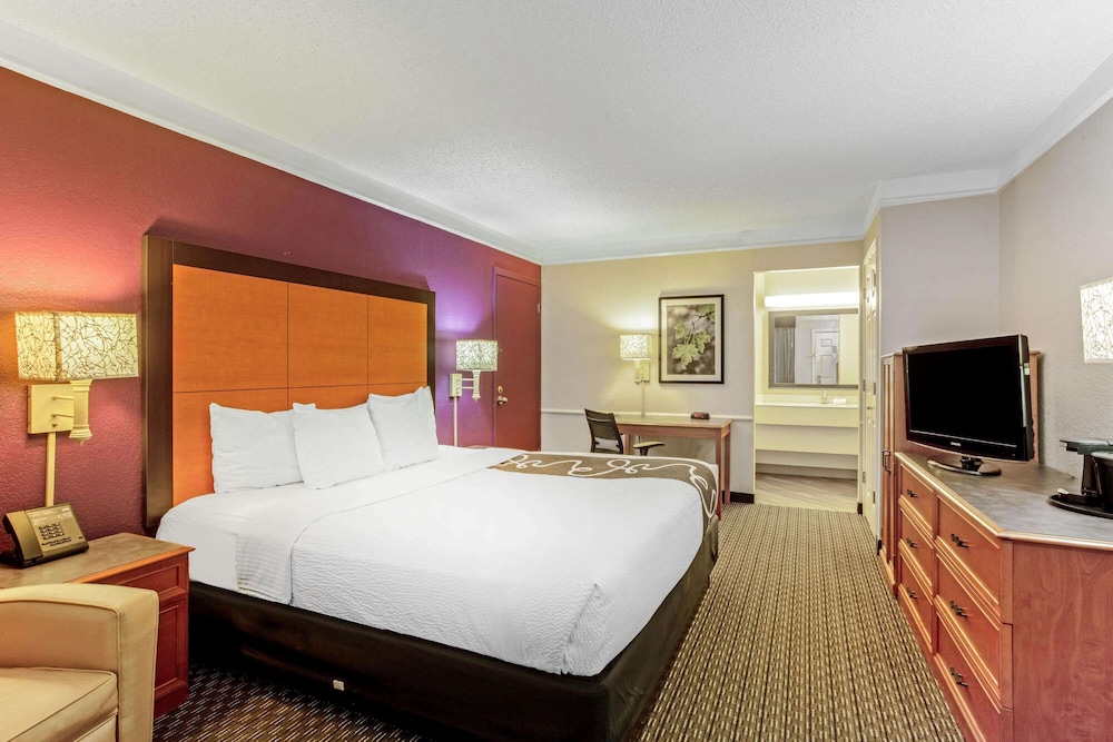 La Quinta Inn by Wyndham and Conference Center San Angelo 23/44