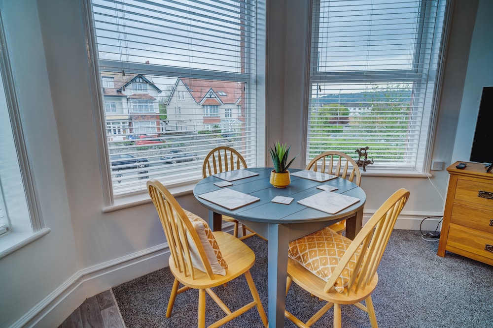 Beachmount Holiday Apartments 32/50