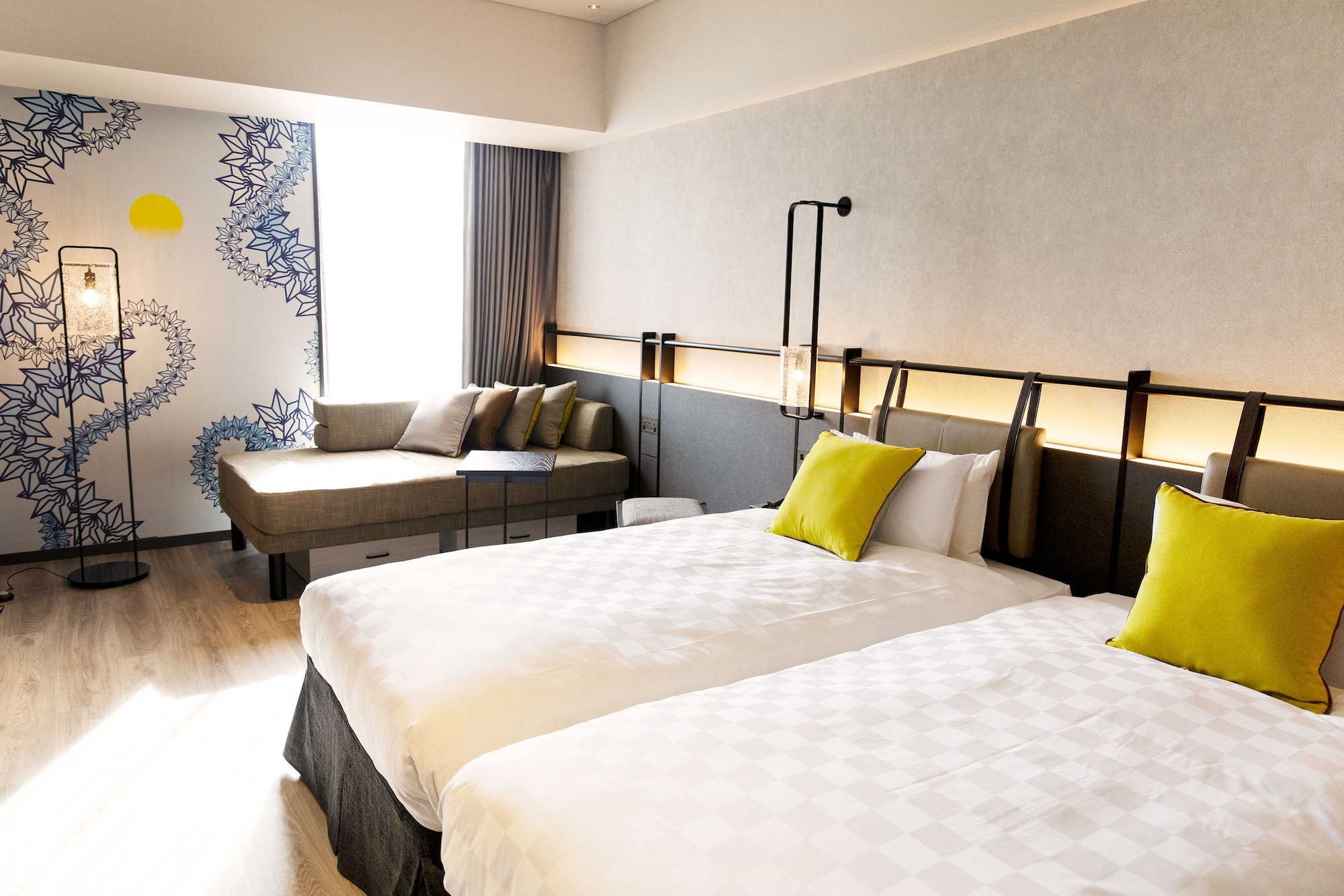 SUPERIOR, TWIN BEDS, DOUBLE OR SINGLE BED