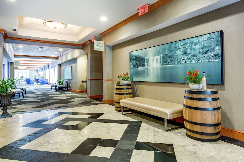Hilton Garden Inn Louisville Airport 8/69
