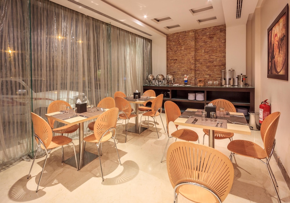 المهيدب ريزيدنس الملز(Almuhaidb Airport) 46/50