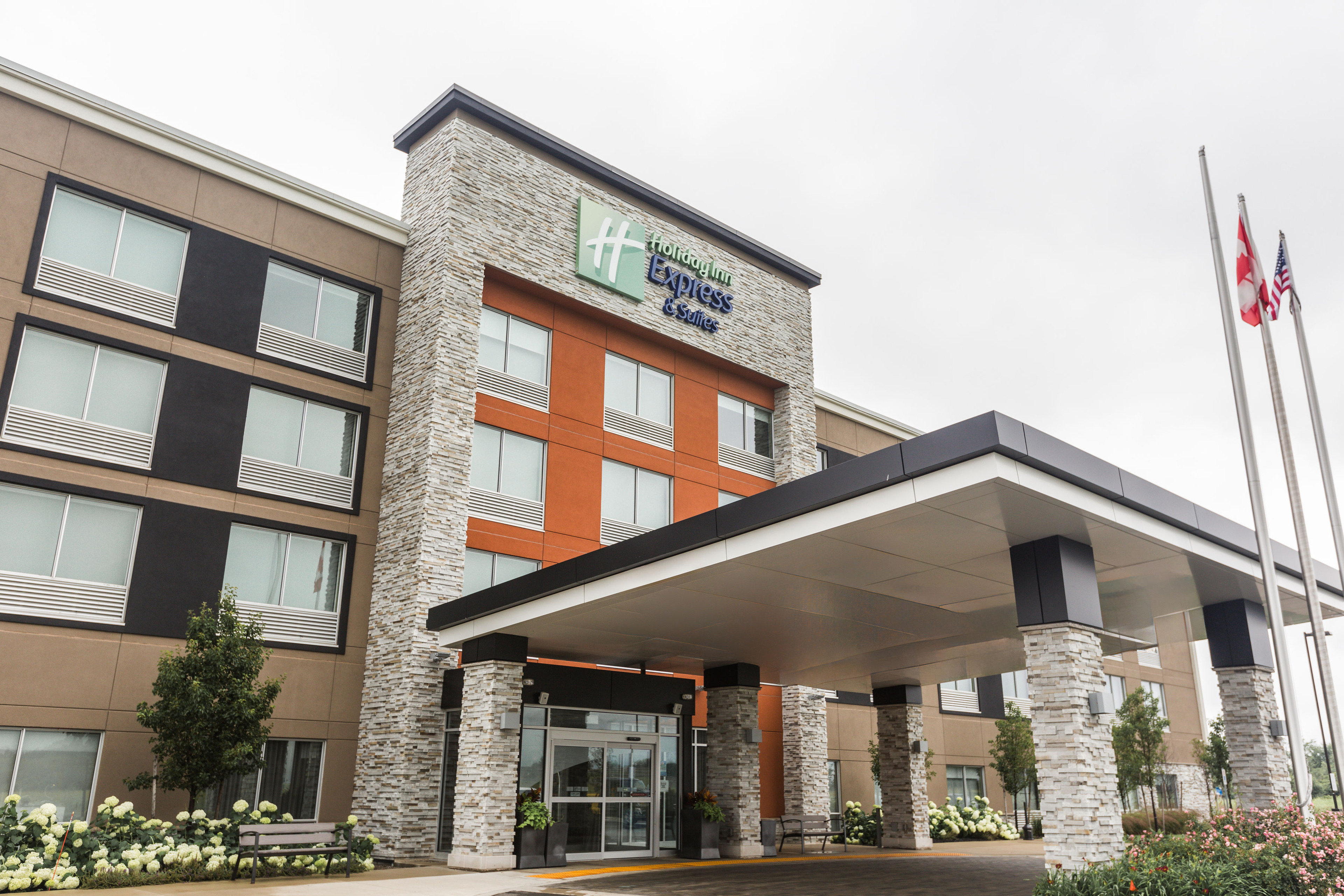 Holiday Inn Express and Suites Welland 4/65