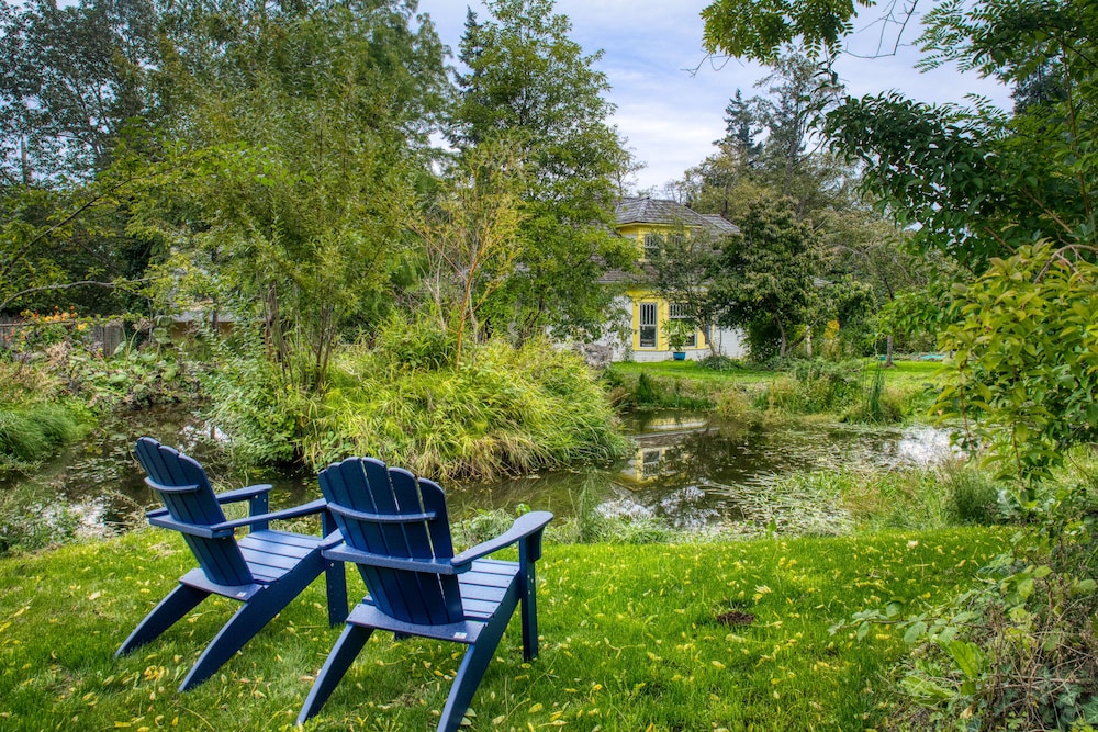 Sehome Garden Inn 22/29