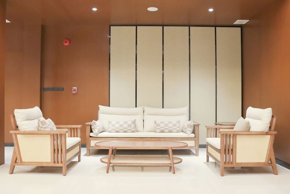 Choasis Hotel 42/58