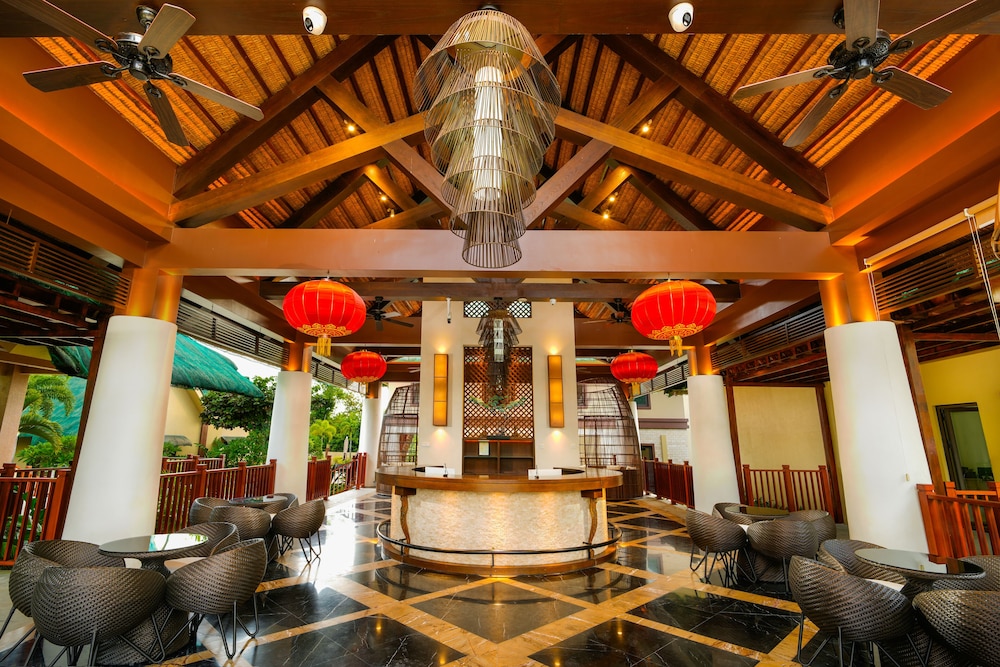 H Resort Bohol – The Coral Cliff by SMS Hospitality 12/65