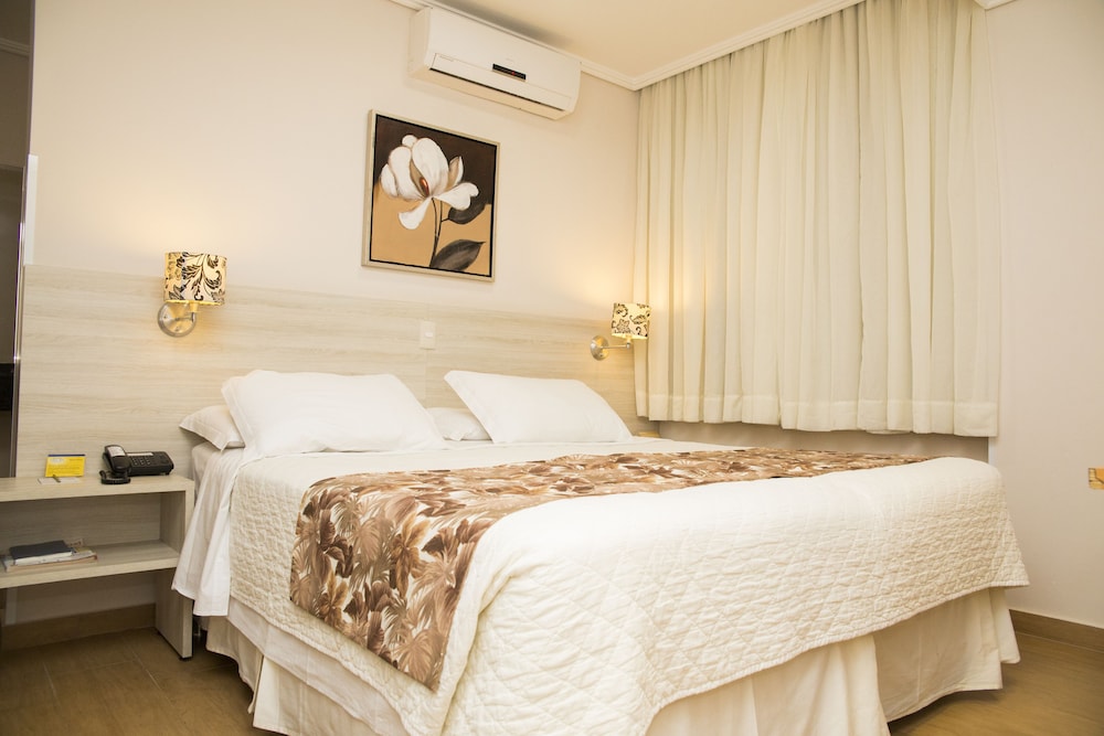 Taroba Hotel 12/73