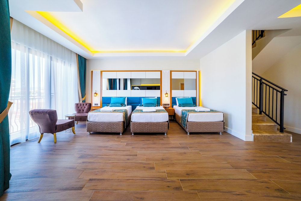 Algora Halal Hotel and Spa 22/50