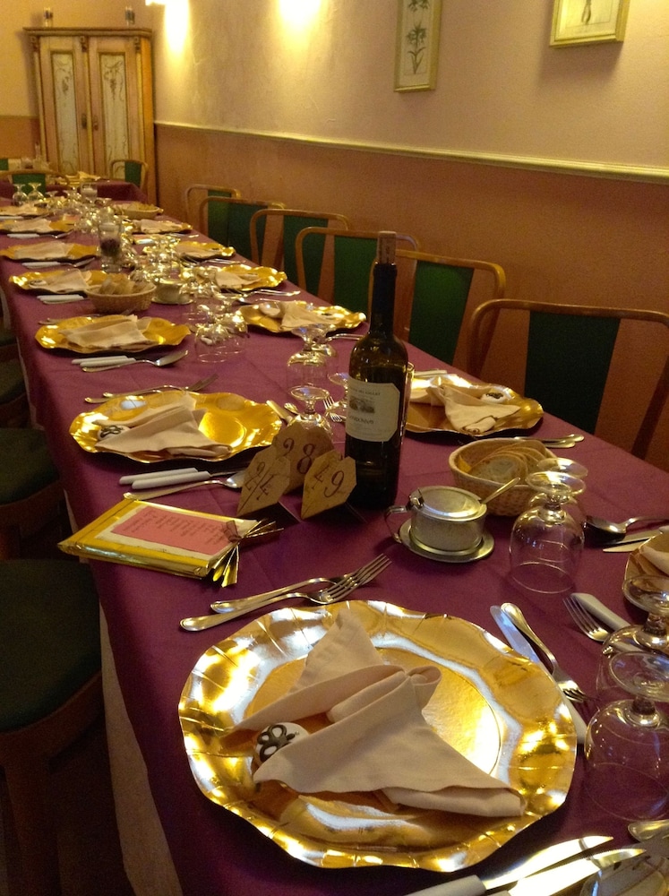 Croce Di Savoia Hotel 21/35