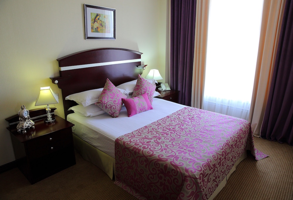 Park Hotel 11/50