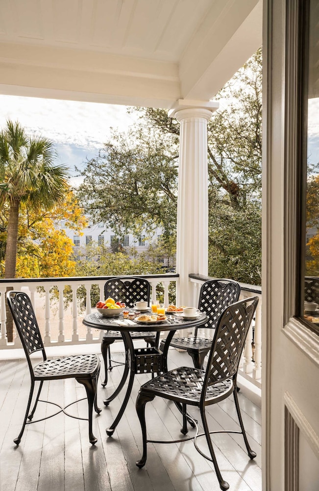 Jasmine House Inn 27/35