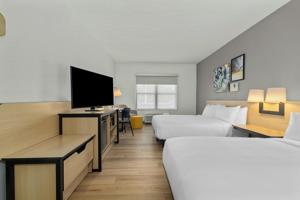 Room, 2 Queen Beds