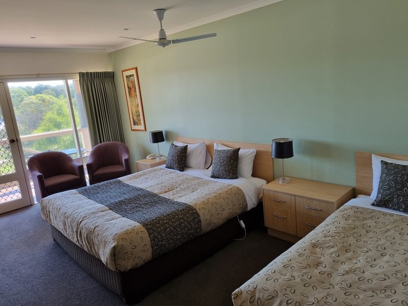 Golden Heritage Cottages 3/12